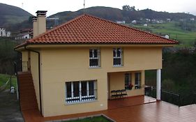 Apartamentos Turisticos La Llomba